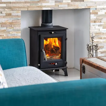 - Sleeps 3 Hot Tub & Pet Friendly *