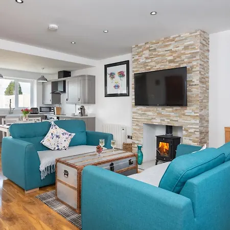 בית נופש - Sleeps 3 Hot Tub & Pet Friendly קרליסל