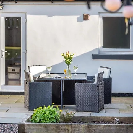 Stunning 1-bed Near Carlisle With Hot Tub *