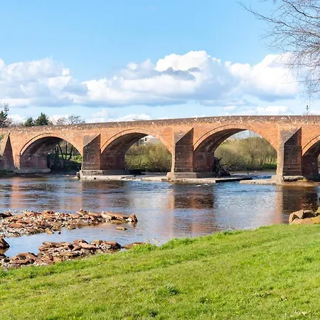 Stunning 1-bed Near Carlisle With Hot Tub