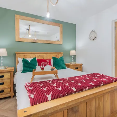 Σπίτι διακοπών Key To The Esk, Cosy Cottage With Hot Tub