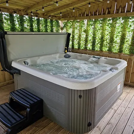 Σπίτι διακοπών Key To The Esk, Cosy Cottage With Hot Tub Καρλάιλ