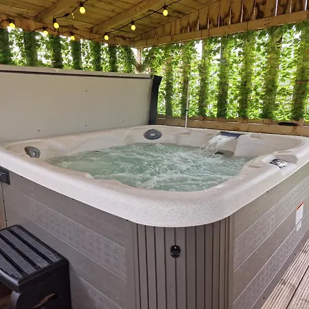 Key To The Esk, Cosy Cottage With Hot Tub * Καρλάιλ