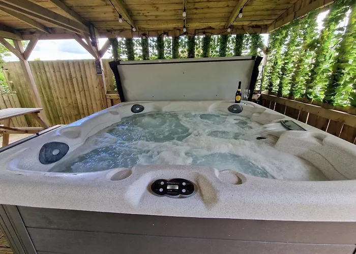 度假居 - Sleeps 3 Hot Tub & Pet Friendly 卡莱尔
